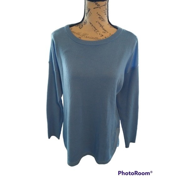 Vince camuto  small long sleeve sweater - Picture 1 of 10